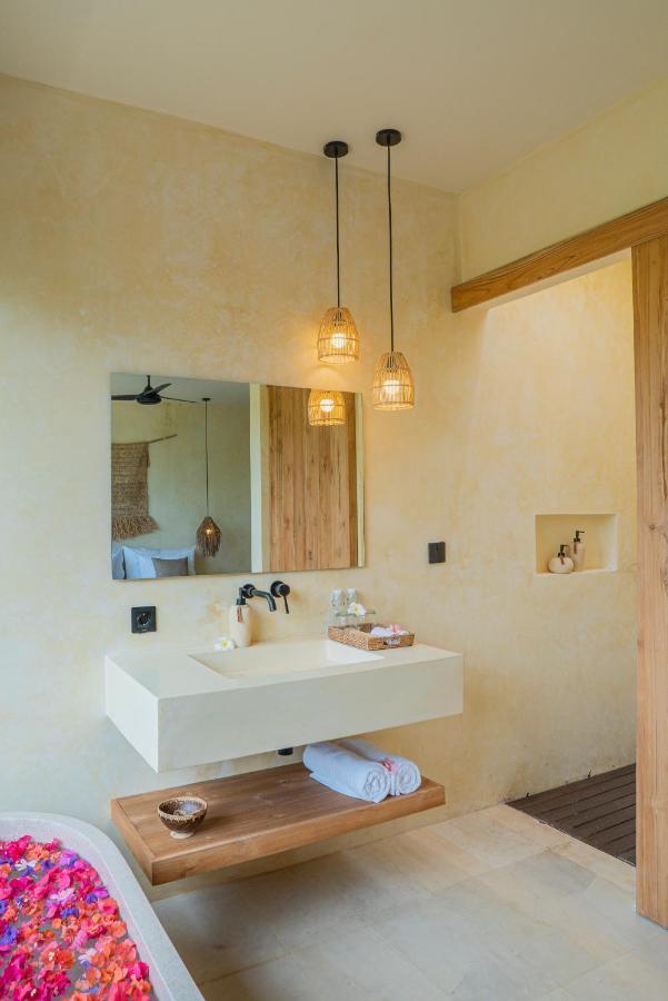 Olea Villas Resort Kuta  Exterior photo